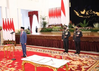 Kapolri Ucapkan Selamat Atas Pelantikan Jenderal Andika Perkasa Sebagai Panglima TNI