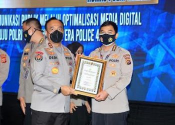 Bidhumas Polda Jambi Terima Penghargaan Top Engagement II