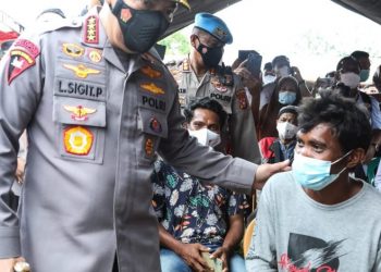 Gelar Akselerasi Vaksinasi Serentak Se-Indonesia, Kapolri Optimis Target 70 Persen Terwujud