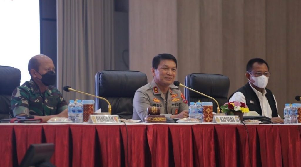Jelang Nataru, Kapolda Bersama Forkopimda Jawa Timur Gelar Rapat Koordinasi Operasi Lilin Semeru 2021
