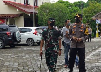 Pastikan Kondisi Aman Saat Kebaktian Natal, TNI Polri Pantau Keamanan Gereja di Grobogan