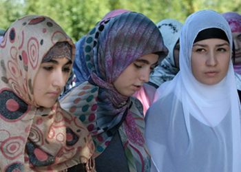 Prancis Larang Wanita Muslim Berolahraga dengan Jilbab