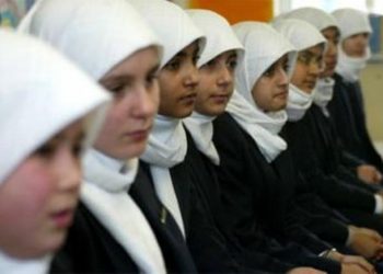 Guru di Swedia Lecehkah Pelajar Muslimah