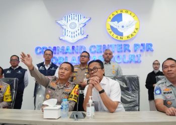 Kakorlantas Polri Bersama Wamen BUMN Apresiasi Kelancaran Arus Libur Nataru